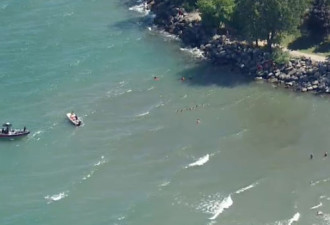 多伦多活拜沙滩五人落水 一名16岁少年丧命