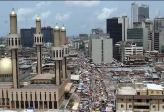 尼日利亚南部两银行遭袭至少10人死亡