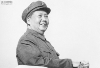 毛泽东打倒12人 最终被1人打倒