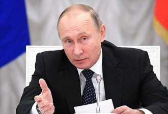 总统普京解除国防部和内务部等多名领导职务