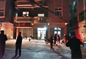 福建女子被杀遭碎尸 嫌犯父子微笑指认现场