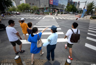 北京首个全向十字路口亮相  治堵还是更混乱？