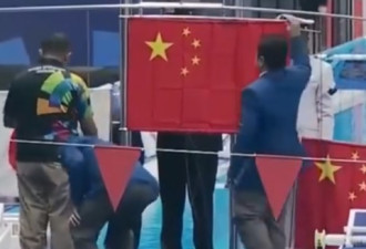 孙杨亚运会夺冠 升旗仪式时中国国旗居然掉了