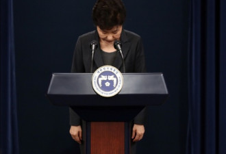 韩执政党一派系逼朴槿惠明年4月末下台