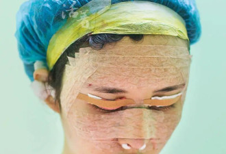 网红速成指南:农村女孩变主播 喜极而泣