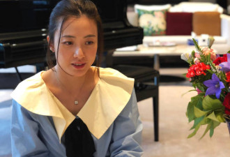 香港女首富发布家居照，几亿豪宅长这样