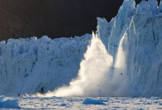 可怕！北极最古老最厚冰层首次破裂