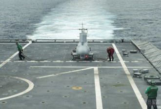 美军战舰再次闯入南海 释放“火力侦察兵”