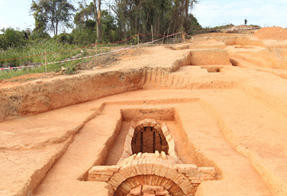 广州发现25座六朝时期古墓 跨时3千年