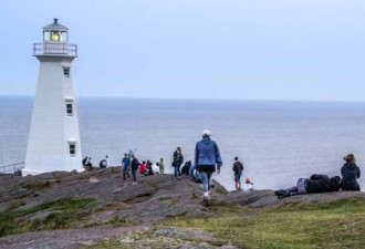 加拿大著名日出景点 53岁女游客坠落悬崖丧命
