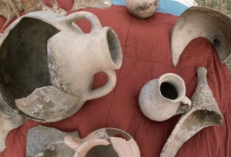 希腊克里特岛发现一个3千多年的古墓
