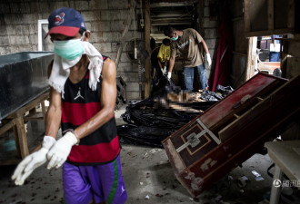菲律宾铁腕扫毒 千人丧命 无主尸体埋垃圾下