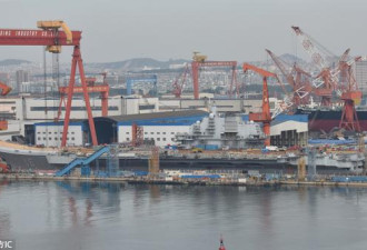 辽宁号航母改装舰桥：航空指挥塔台已被全拆