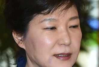 韩“世越号”事故前后 朴槿惠脸上现微整痕迹
