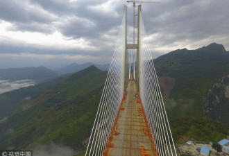 世界第一高桥在中国 高565米相当于200层楼