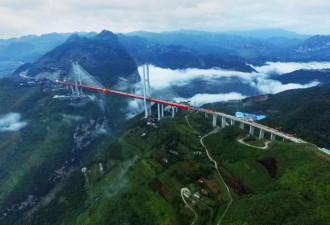 世界第一高桥在中国 高565米相当于200层楼