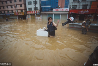 广东惠东大暴雨积涝严重 多部门联合救灾
