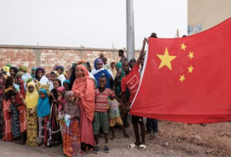 中非合作论坛:中国向非洲送大礼的债务陷阱