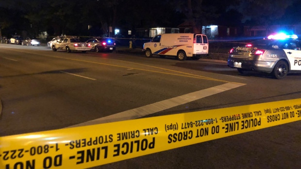 Police investigate a shooting near Birchmount Road and Laura Secord Walk Tuesday September 4, 2018. (Peter Muscat)