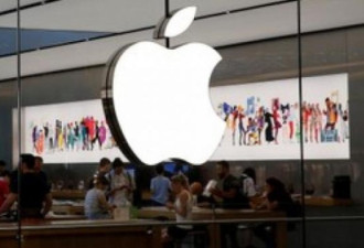 川普呼吁苹果 将生产线从中国搬回美国