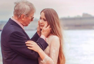 俄罗斯87岁男演员与27岁娇妻离婚，原因是...