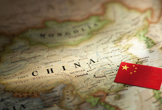 外媒：33年后，中国崛起为强国