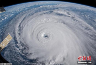 美东遭飓风冲击:部分地区被淹 15万用户断电