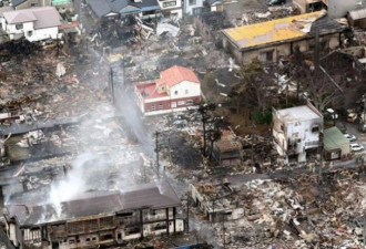 最强住宅:大火烧毁120栋房 废墟中仅它奇迹幸存