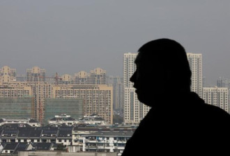 鉴黄师的日常生活:父亲为女儿的网络保卫战