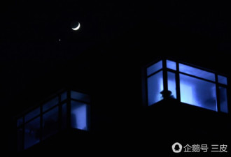 中国上演“金星合月”天象 金星与月亮近距相会