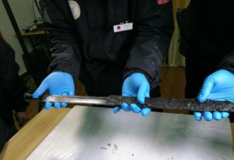 河南2000年前大宝剑出鞘 网友：被寒光闪到了