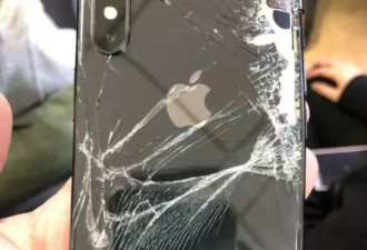 iPhone XS MAX首碎！ 网友：买得起修不起