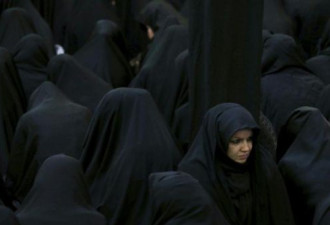 瑞士第二州实施新法 穆斯林将面临“罩袍禁令”