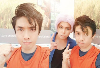 Cosplay大赛现场性感到爆的不知火舞 转身后...