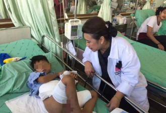 丧心病狂的后妈用开水浇五岁男孩后将其抛弃