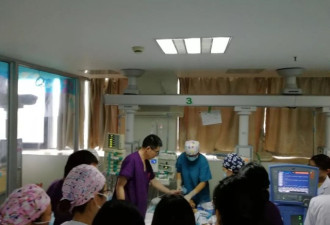 8岁男孩心跳停止！30名医生5小时按压3万次