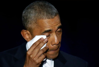 奥巴马发表告别演讲 现场抹泪难掩落寞