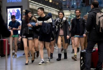 乘地铁不穿裤子日，全球地铁大白腿云集！
