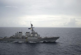 美舰再次驶入南中国海争议岛屿12海里