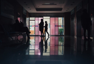 纽约时报：中国为女性“取环” 引发众怒