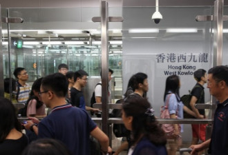 太疯狂了！高铁香港段黄金周已售25万张票