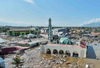 印尼强震及海啸遇难人数再飙升 至少832人死亡
