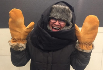 对低温过敏的她 偏偏生活在零下20度的加拿大