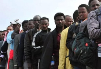 德国计划难民包机送意大利 意大利威胁关闭机场