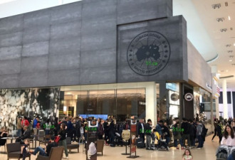 实拍：Yorkdale加拿大鹅店门口再次排满华人