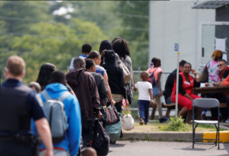 移民部长称加拿大有责任鼓励并接收难民 遭炮轰