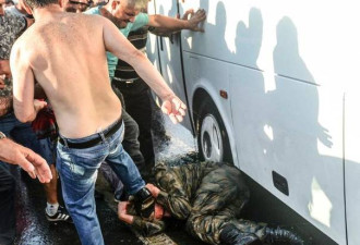 土耳其政变军人现状：挨饿、被暴打、被性侵