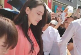 张馨予再被拍挺大肚逛街，网友质疑怀孕or发胖