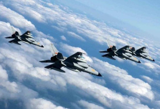 普京再次施压日本 俄轰炸机飞赴日本海