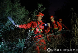 相恋4年，除夕夜，美女跪地向兵哥哥求婚